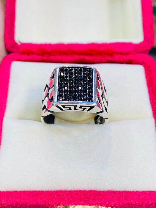 Zircon boxy style gents ring